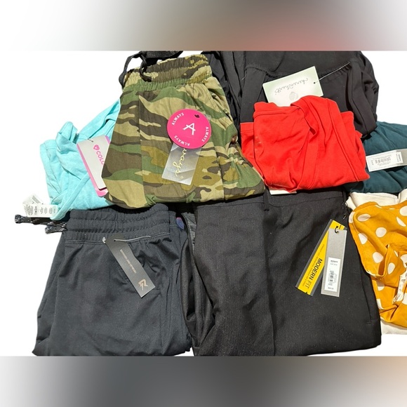 NWT Clothes Bundle Of 10 💫 - Picture 2 of 3